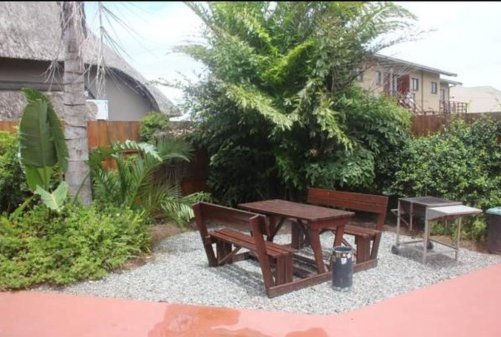 Khaya La Manzi Guest Lodge Hibberdene Esterno foto