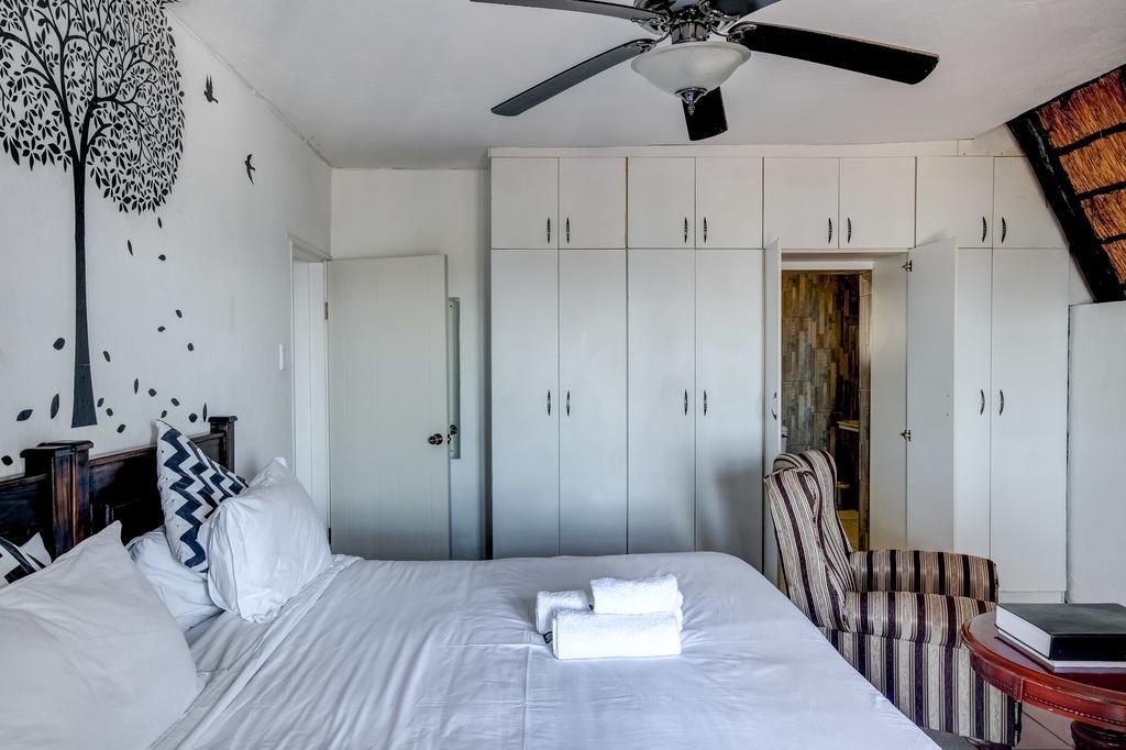 Khaya La Manzi Guest Lodge Hibberdene Esterno foto